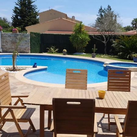 Villa Au Calme Avec Piscine Privative บอร์มส์-เลส์-มิโมซาส์ ภายนอก รูปภาพ